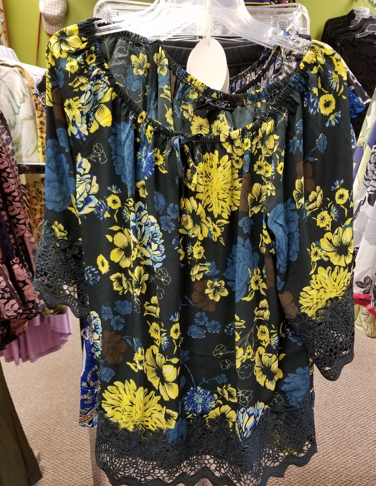 Ladies Plus Top
